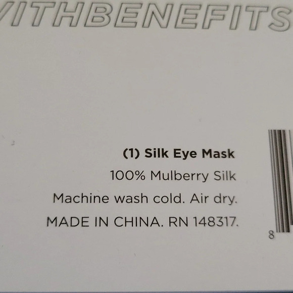 ⭐️CLEARANCE⭐️ Night Eye Mask - Picture 6 of 6